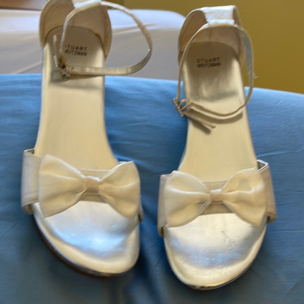 Girls Stuart Weitzman white sandals on platform